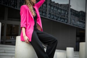 Mut zur Farbe: So lassen sich Neonfarben im Alltag tragen